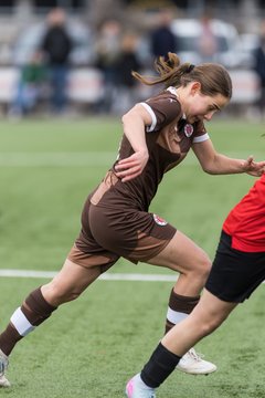 Bild 145 - wBJ FC St. Pauli - Walddoerfer SV : Ergebnis: 3:4